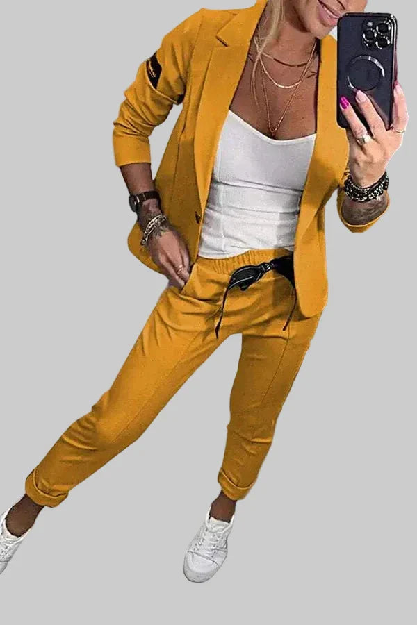 53 – Stylish set sakoa i jogger hlača za elegantnu udobnost