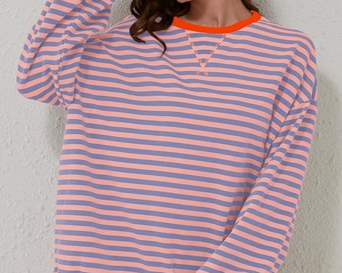 Agata – prugasti oversized pulover za opuštene, stilizirane dane