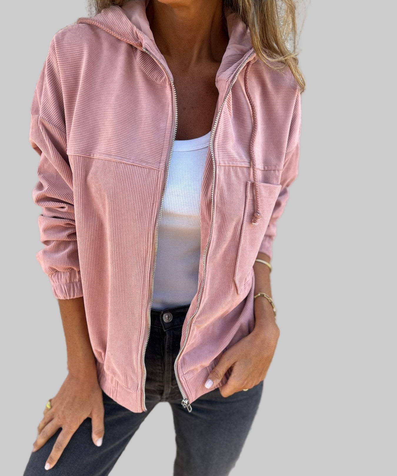 Elina-Maria – Unaprijedite svoj svakodnevni stil s udobnim kapuzenjakom