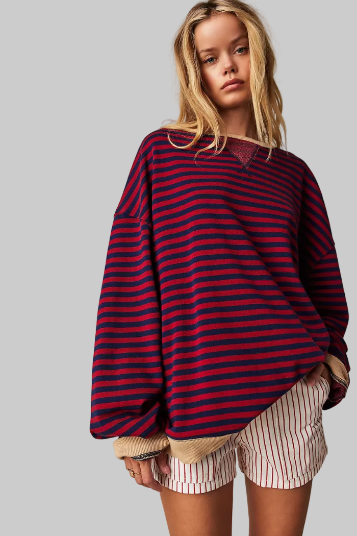 Agata – prugasti oversized pulover za opuštene, stilizirane dane
