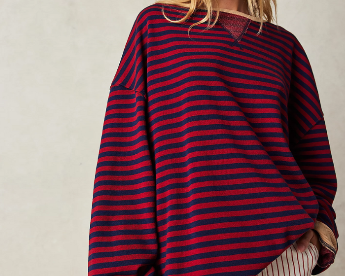 Agata – prugasti oversized pulover za opuštene, stilizirane dane