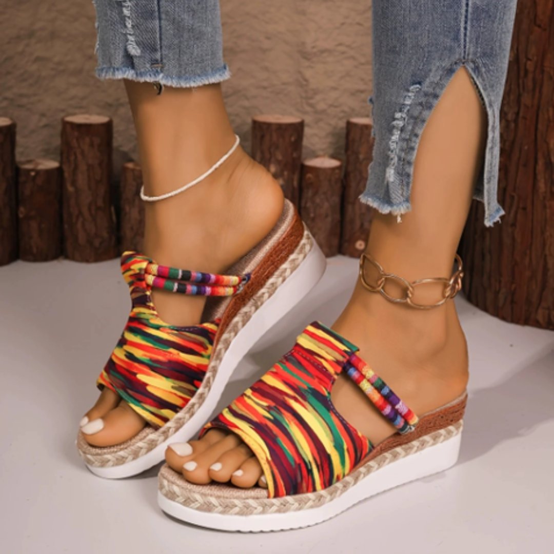 Dora – Zakoračite u šareni komfor: gdje stil susreće podršku u svakom koraku