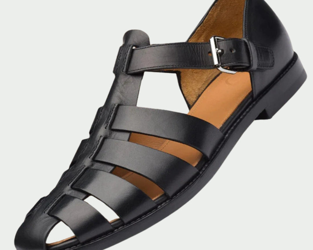 Ivan – Stil i udobnost u gladiator stilu