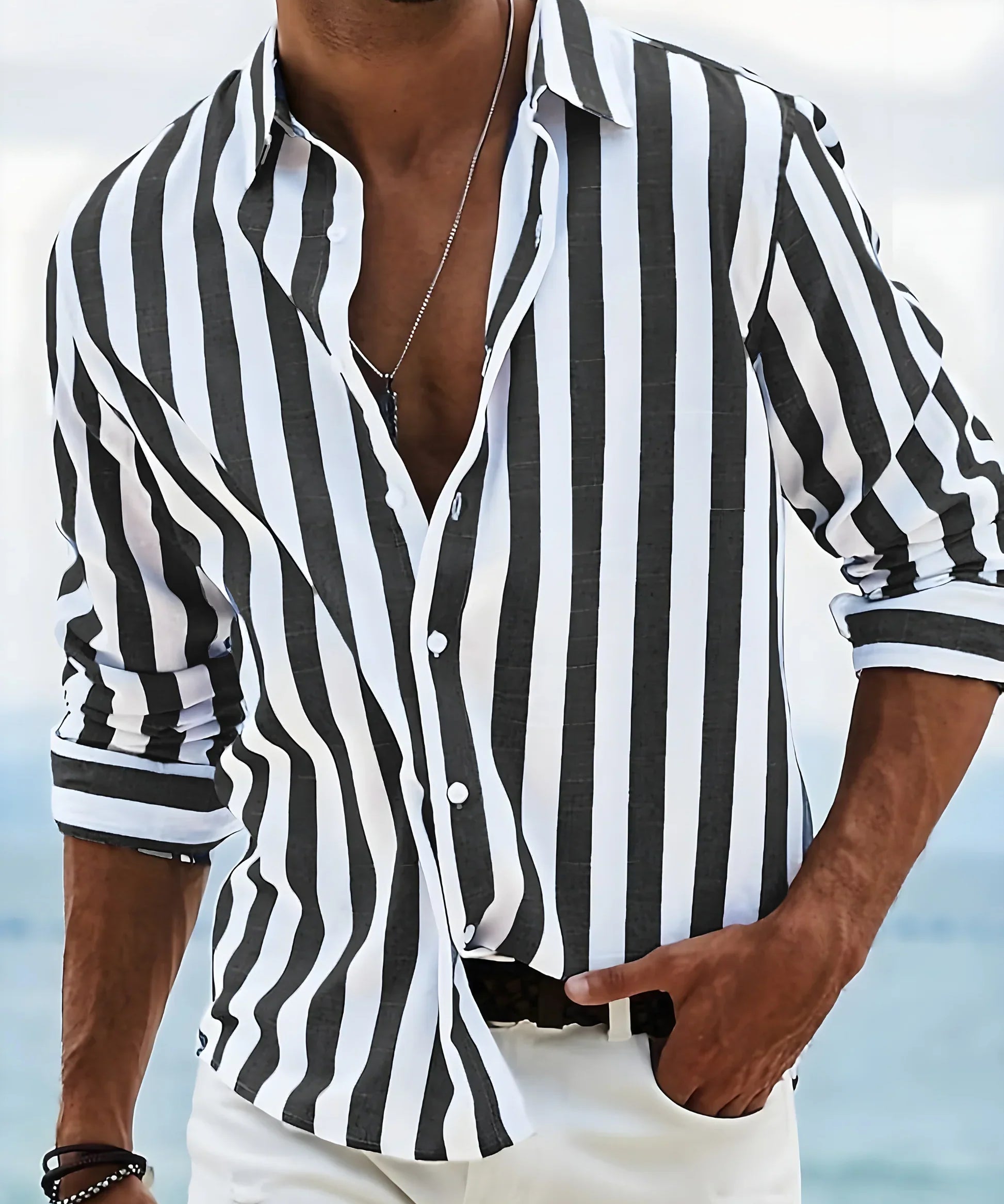 Saša – Lagana lanena košulja