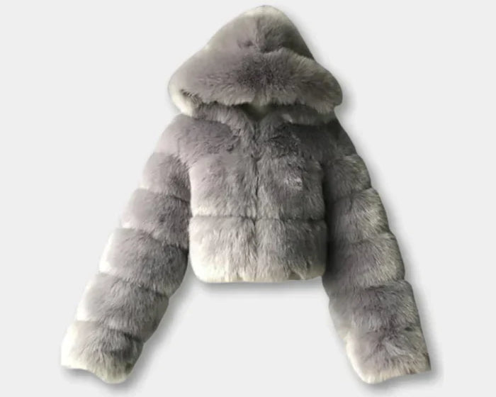 Ajla – kaput od umjetnog krzna za žene koje biraju stil i etiku