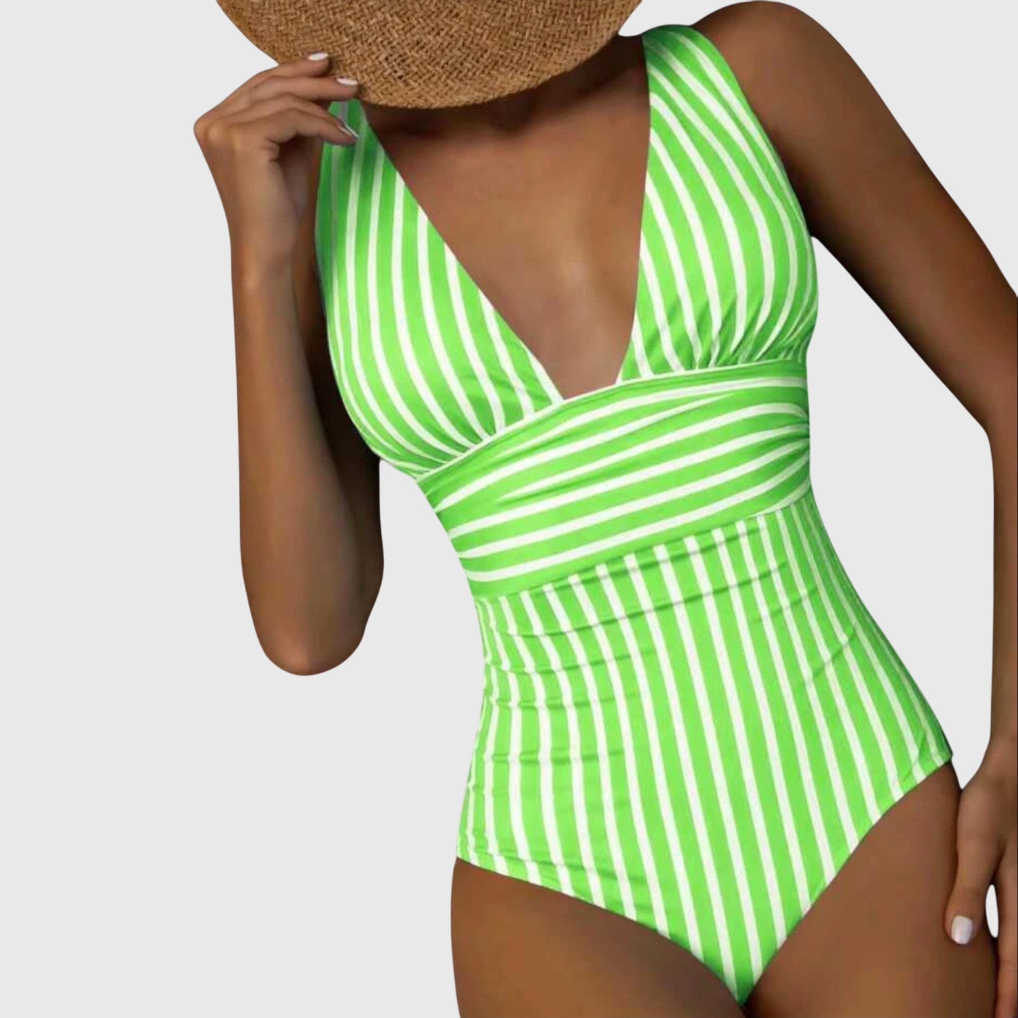 33 – Bikiniji "Marine Line"
