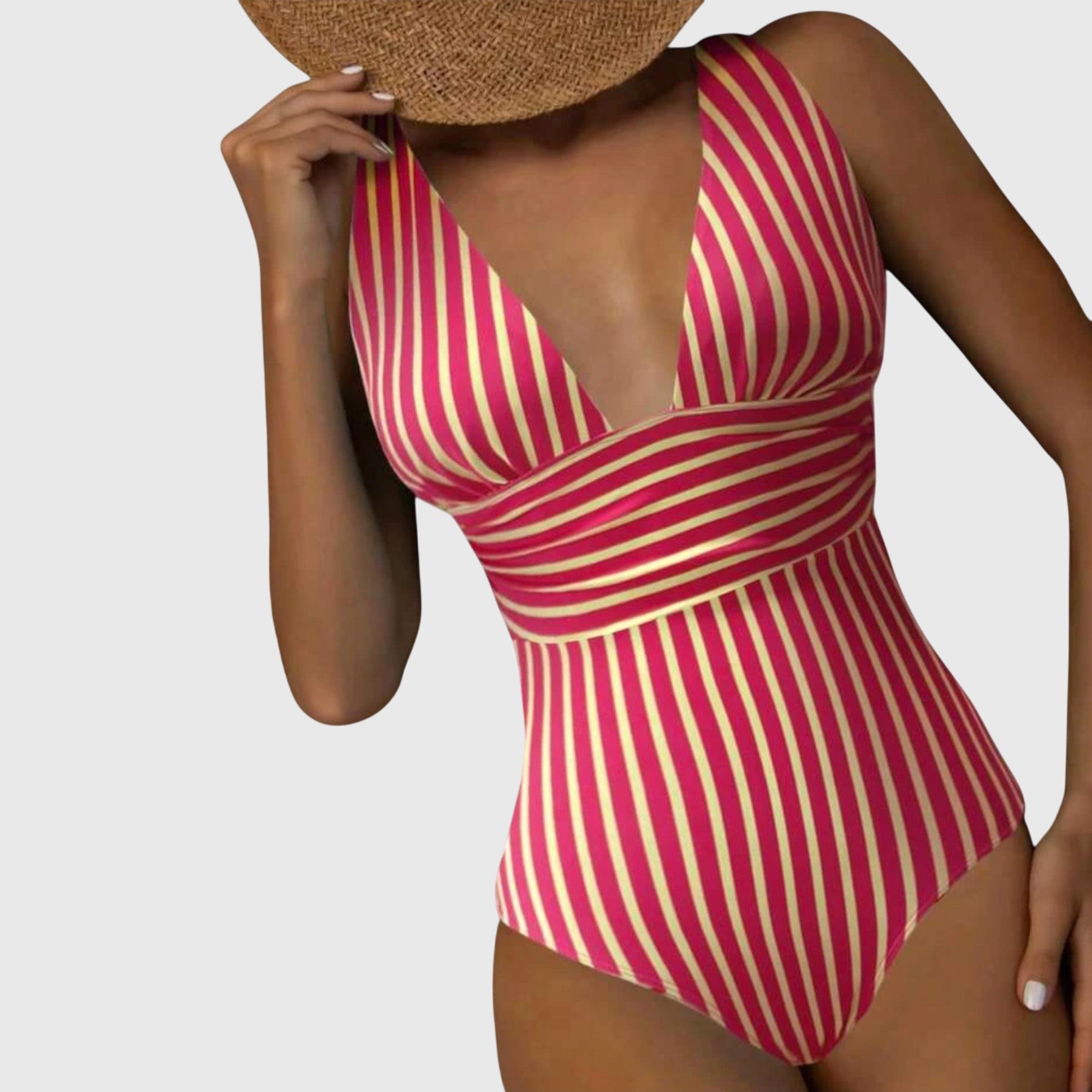 33 – Bikiniji "Marine Line"