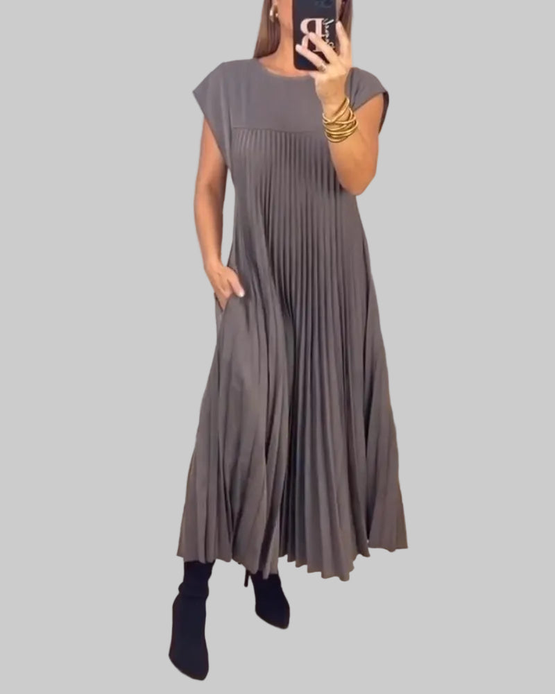 68 – Luksuzne plisirane maxi haljine za bezvremensku eleganciju