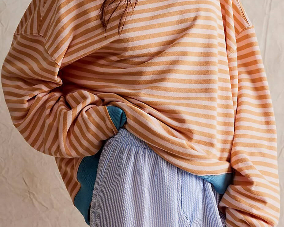 Agata – prugasti oversized pulover za opuštene, stilizirane dane