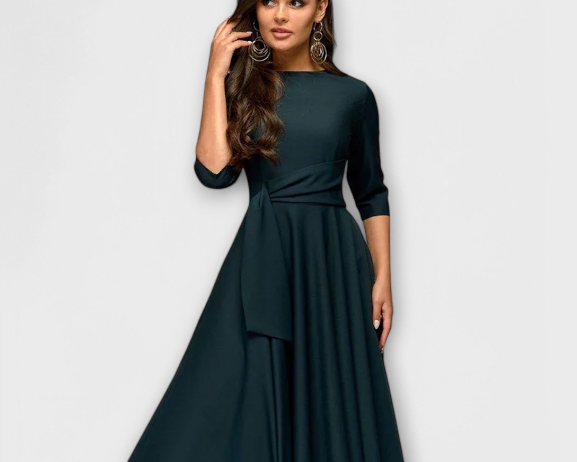 Dorija – Romantična i eterealna haljina koja zasja s svakim pokretom