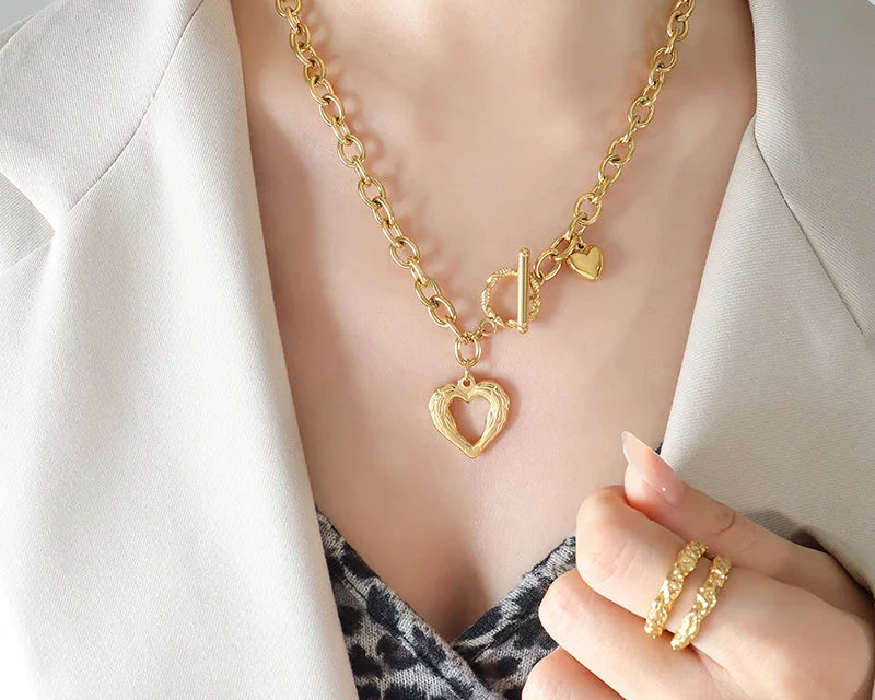 Asja - Ogrlica sa Srcem Kovane Teksture