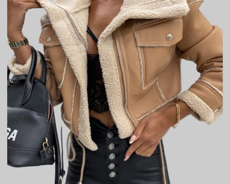 Elena – Romantičan povratak zimskim odjevnim predmetima s luksuznom elegancijom