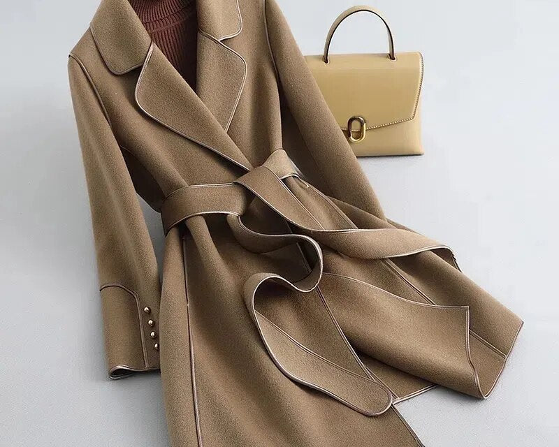 Anđelka – romantični vuneni trench kaput s luksuznim dodirom