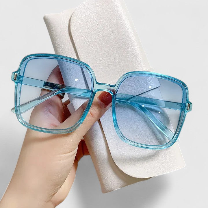 Ankica – Uživajte u bezvremenskoj eleganciji s oversized sunčanim naočalama
