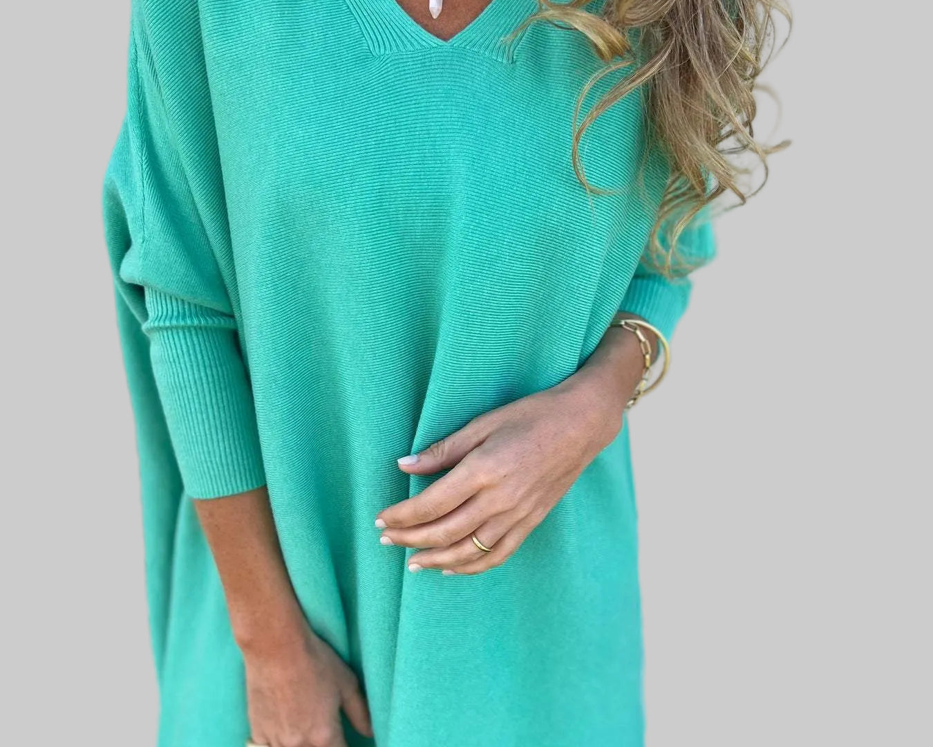 Barbara – Pletena haljina s V-izrezom