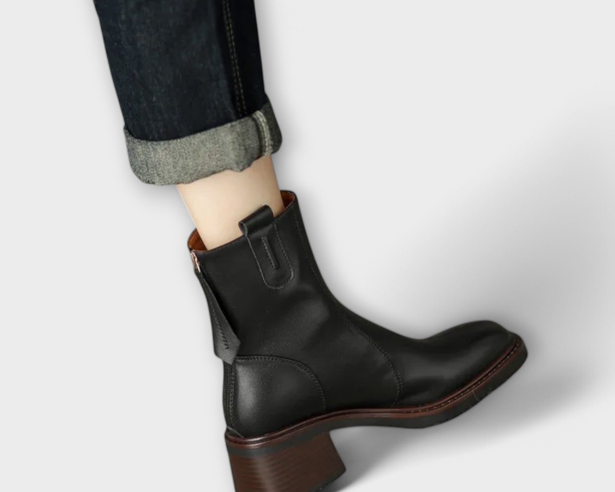 Hajra - Elegantne Cipele za Svaku Priliku