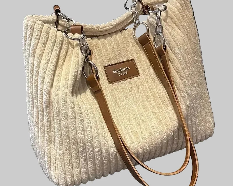 Amalia – baršunasta lančana torba za stil i udobnost svaki dan