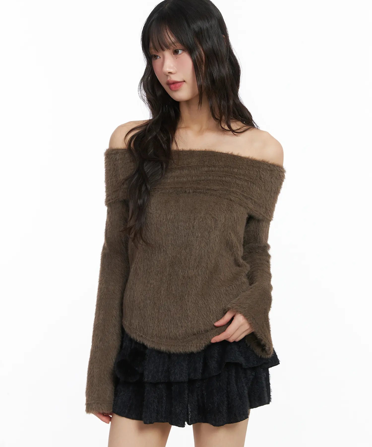 Aleksandra – Ženstvena off-shoulder majica dugih rukava za povratak u školu!