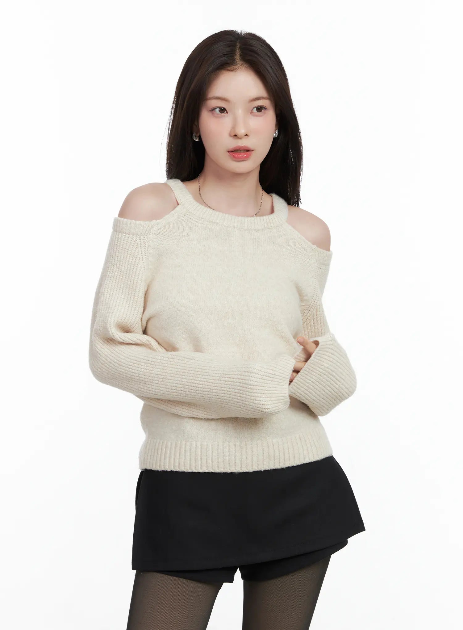 Ana – Ženstvena off-shoulder majica dugih rukava u crvenoj boji!