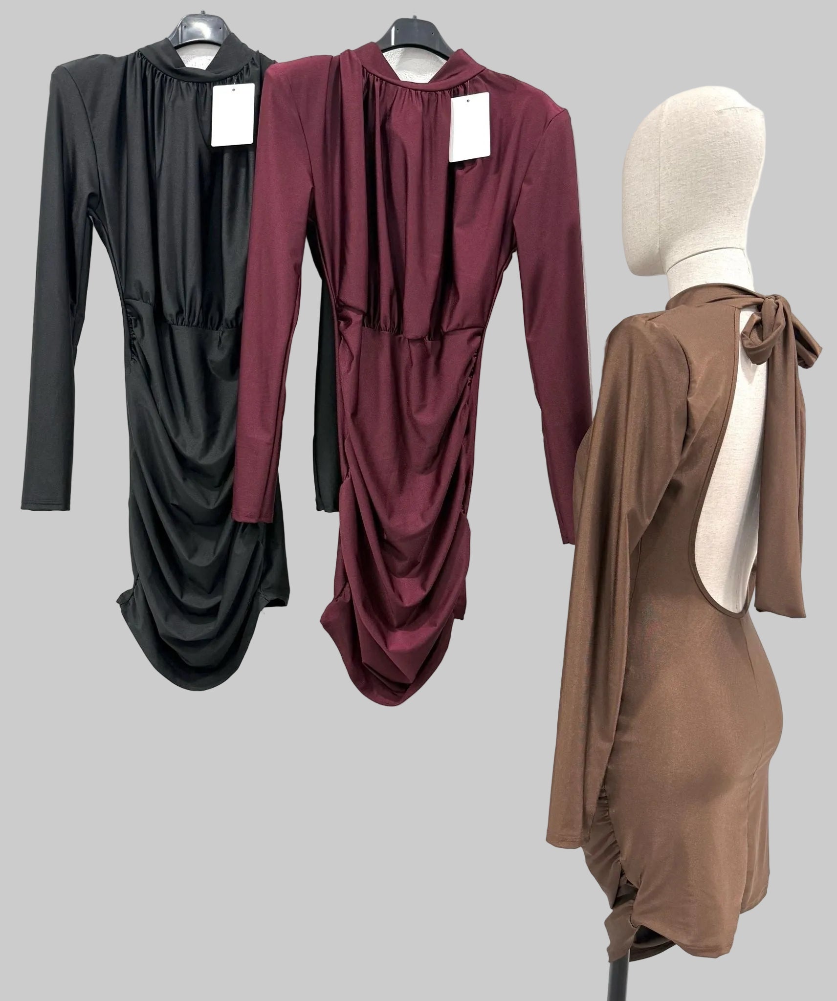 Andrijana - Elegantna mini haljina s visokim ovratnikom
