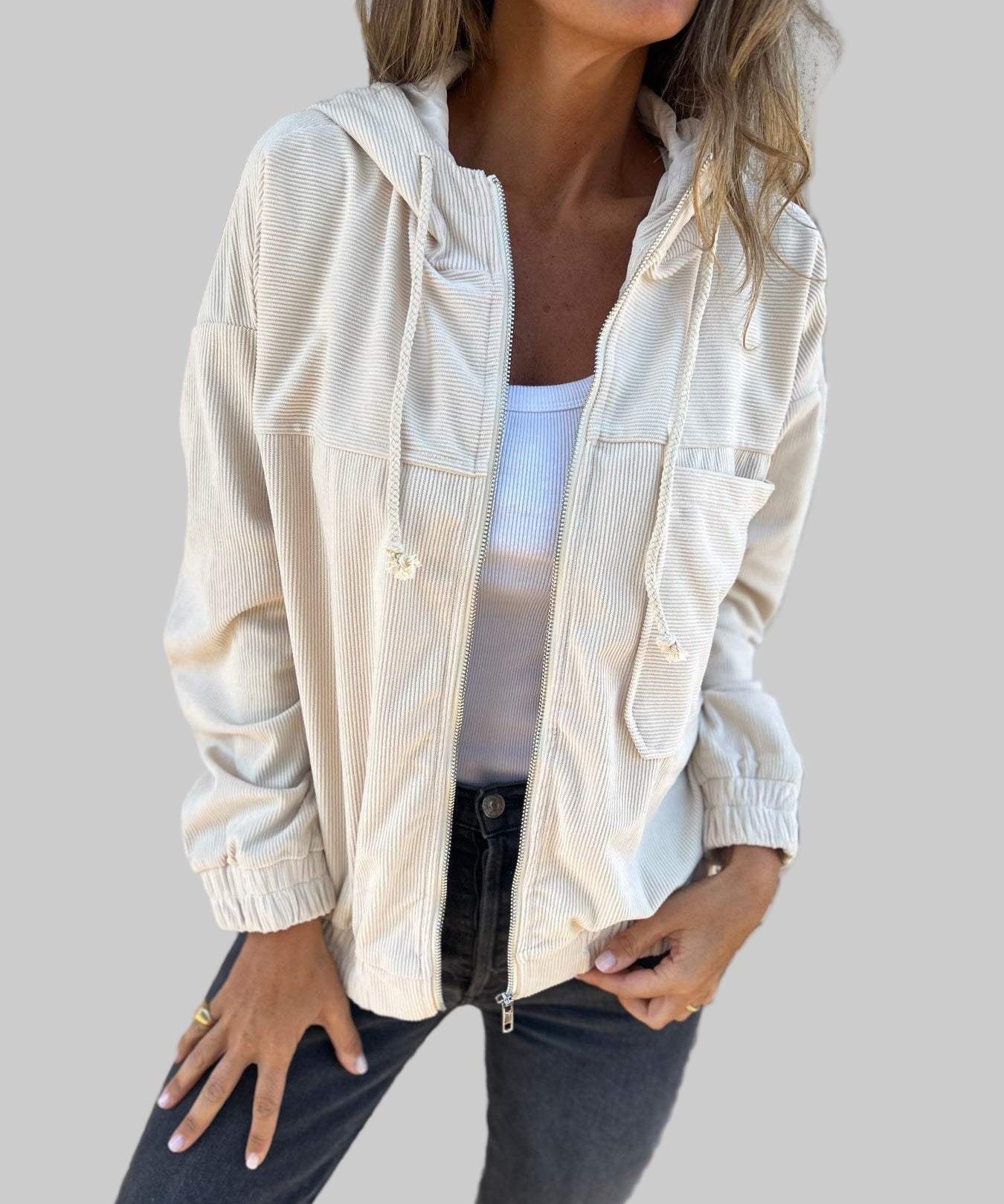 Elina-Maria – Unaprijedite svoj svakodnevni stil s udobnim kapuzenjakom