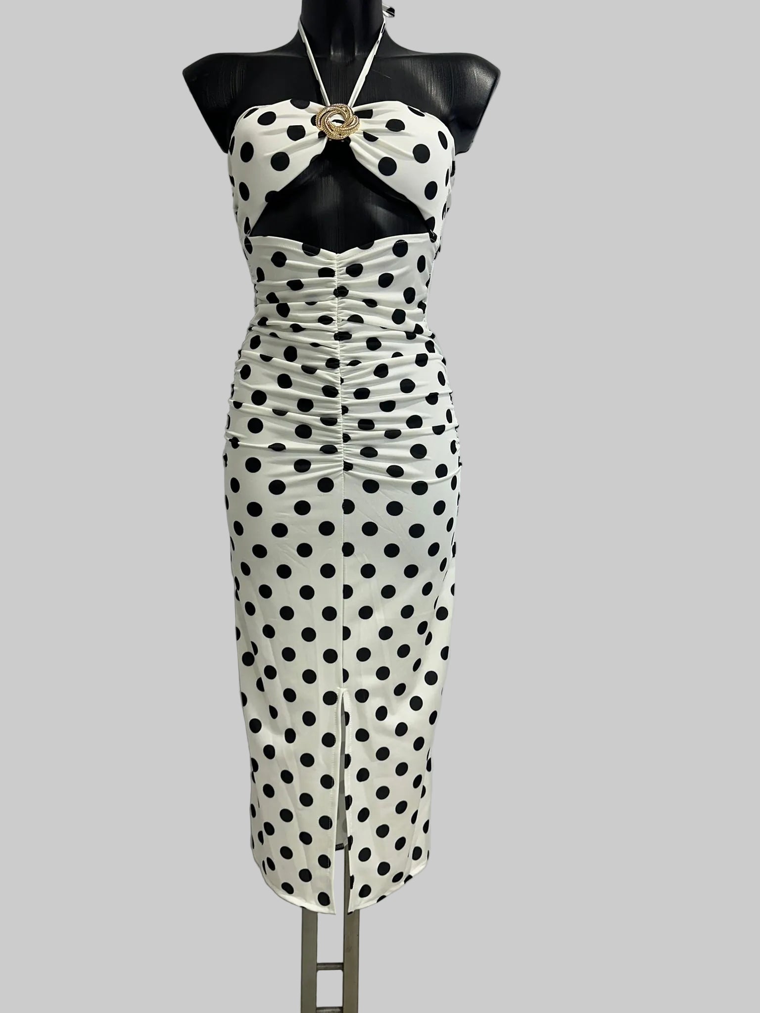 Andrea - Maksi haljina na točkice s "cut-out" detaljem