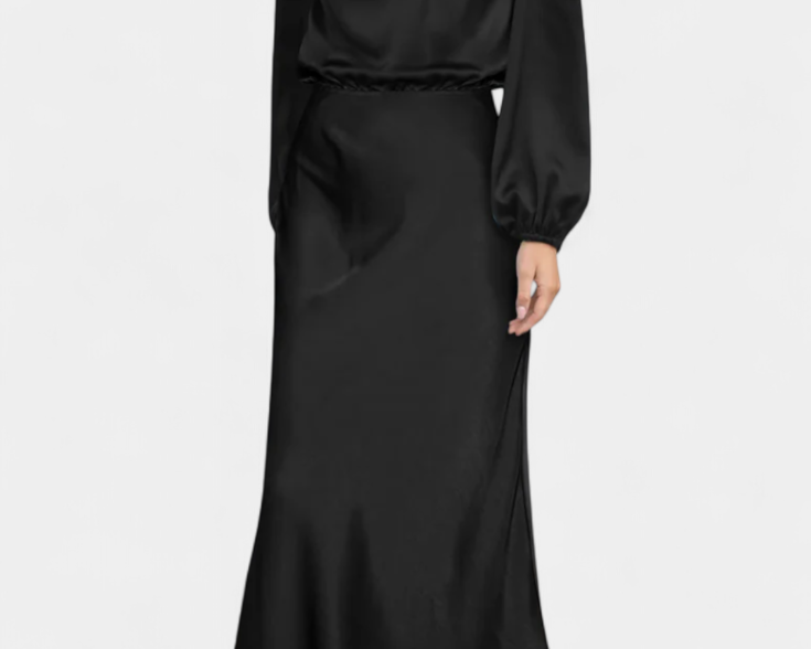 Dora – Ženska, elegantna i suptilno prisutna maxi haljina s cvjetnim motivima