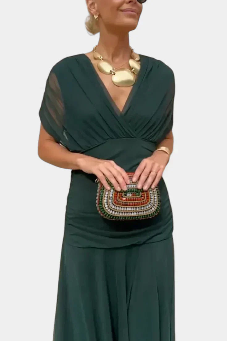 9 – Zračne večernje haljine s daškom vintage elegancije