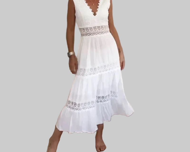 Barbara – Bezrukavna midi haljina s heklanom čipkom koja nosi romantični