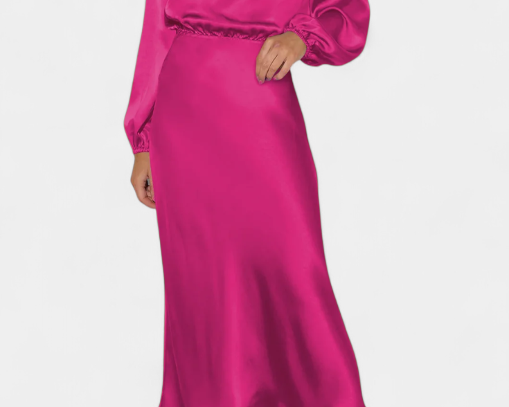 Dora – Ženska, elegantna i suptilno prisutna maxi haljina s cvjetnim motivima